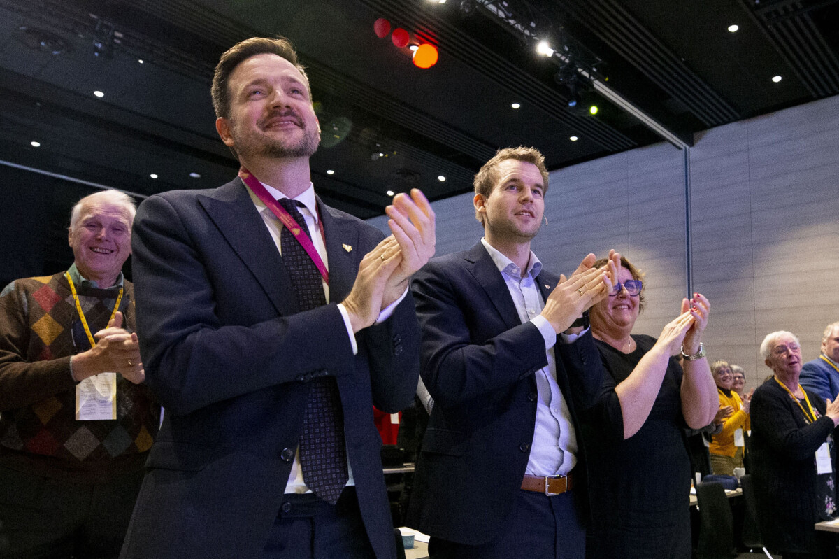 Men bir yigitga blowjob jurnalini bermoqchiman